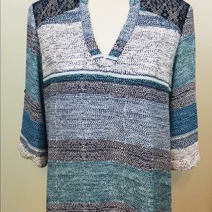 ****SOLD***  IZ Byer Geo Blouse Lace Shoulder Size XL V Neck